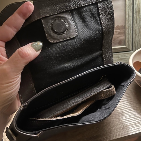 Bed Stu Distressed Black Leather Crossbody Bag - Picture 3 of 15